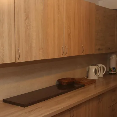 Homestay Noclegi 24h *