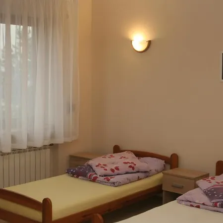 Noclegi 24h *