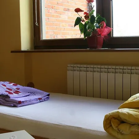 Noclegi 24h Homestay *